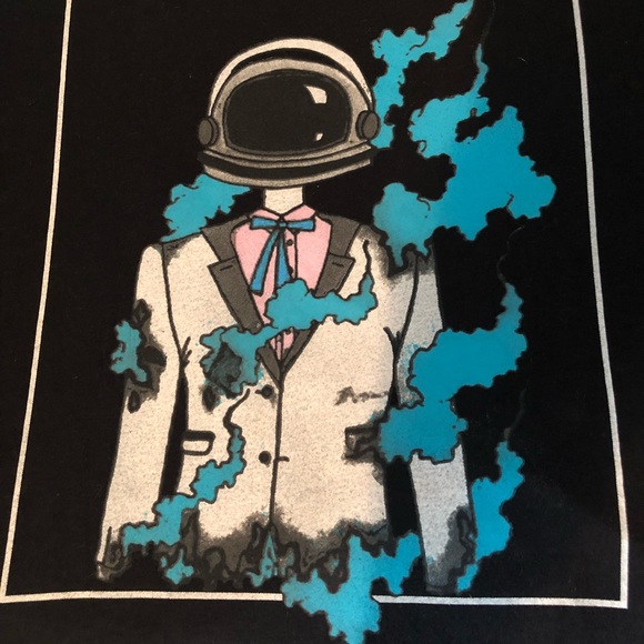 Judah and the Lion (band) tee - Picture 2 of 3